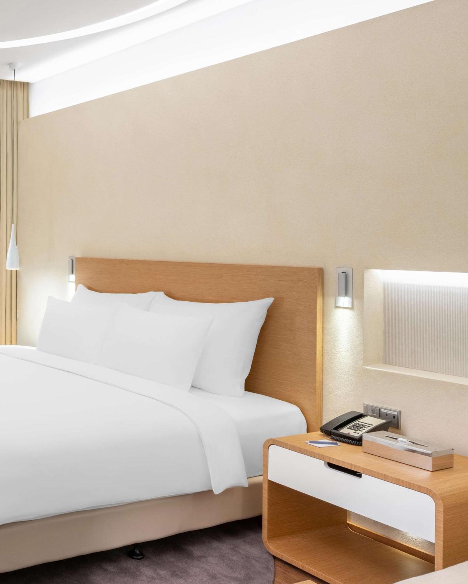 Radisson Blu Hotel & Residence, Riyadh Diplomatic Quarter Exterior photo